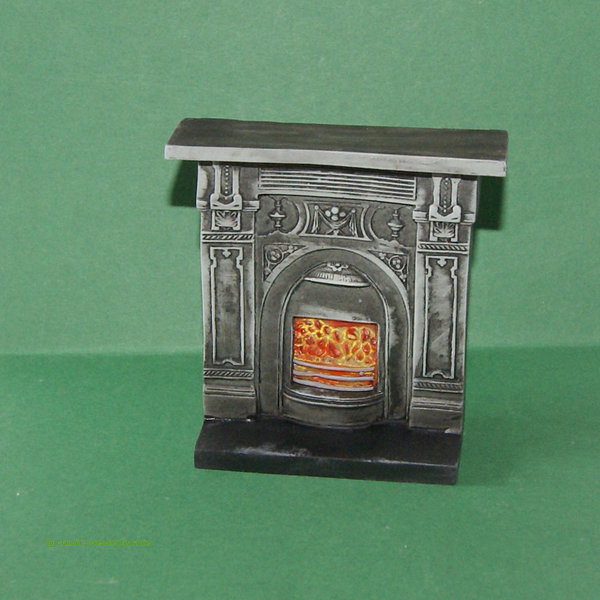 Miniatur Kamin Victorian