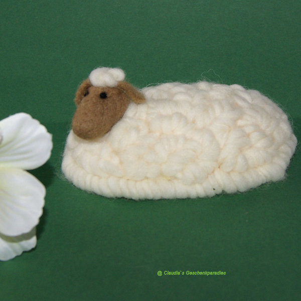 Schaf mit Wolle 14 cm