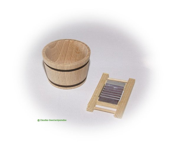 Miniatur Holztrog mit Waschbrett